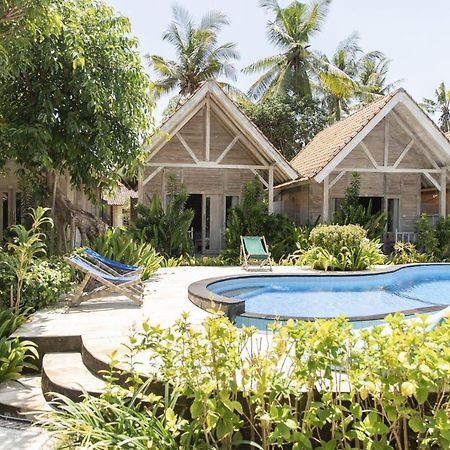 Coconut Village Guest House Lembongan Redpartner المظهر الخارجي الصورة