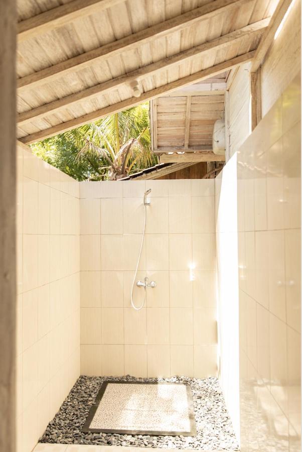 Coconut Village Guest House Lembongan Redpartner المظهر الخارجي الصورة